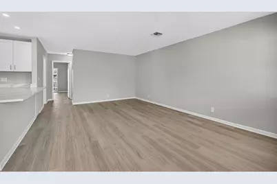 42 Easthampton B, West Palm Beach, FL 33417 - Photo 2