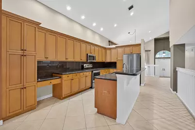 8933 Alexandra Circle, Wellington, FL 33414 - Photo 6