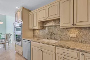 2051 NE Ocean Blvd, Stuart, FL 34996 - Photo 10