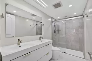 1731 Presidential Way, West Palm Beach, FL 33401 - Photo 42