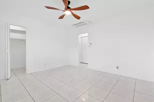 1001 N Riverside Dr, Pompano Beach, FL 33062 - Photo 8