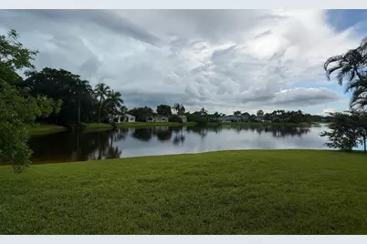 182 SW 164th Avenue, Hollywood, FL 33027 - Photo 18