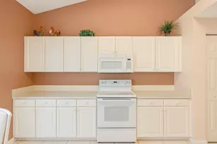 182 SW 164th Ave, Hollywood, FL 33027 - Photo 6