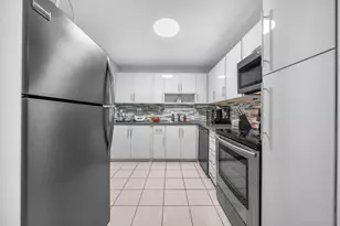 6900 Bay Dr, Miami Beach, FL 33141 - Photo 20