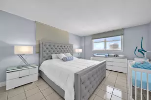6900 Bay Dr, Miami Beach, FL 33141 - Photo 26