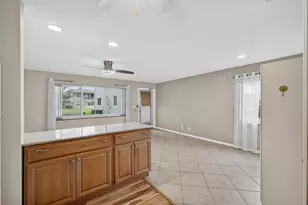 221 Coventry J, West Palm Beach, FL 33417 - Photo 14