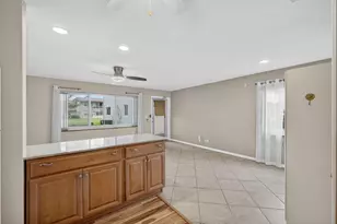 221 Coventry J, West Palm Beach, FL 33417 - Photo 14