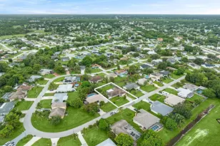 2482 SE Sidonia St, Port Saint Lucie, FL 34952 - Photo 36