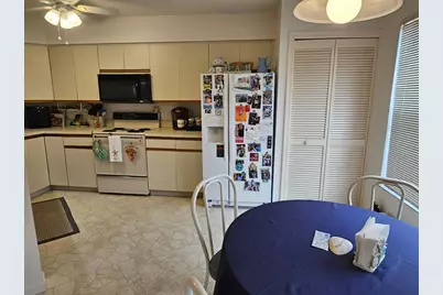 6070 SE Martinique Drive #103, Stuart, FL 34997 - Photo 6