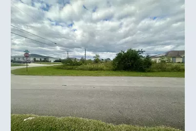 689 SW Fair Avenue, Port Saint Lucie, FL 34953 - Photo 1