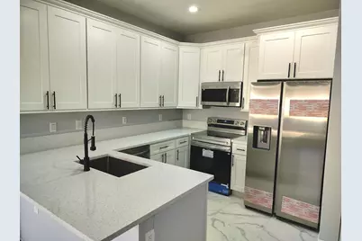 826 SW Middleton Dr Drive SW, Vero Beach, FL 32962 - Photo 1