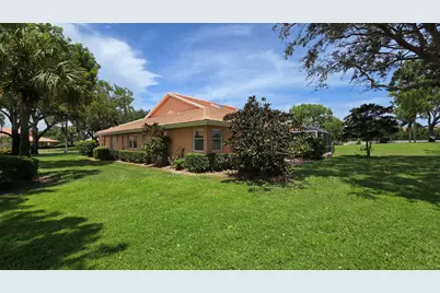 5622 Royal Lake Circle, Boynton Beach, FL 33437 - Photo 12