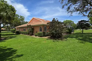 5622 Royal Lake Cir, Boynton Beach, FL 33437 - Photo 12