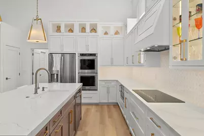 9004 Lakes Boulevard, West Palm Beach, FL 33412 - Photo 20