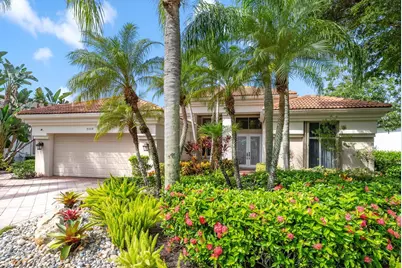 9004 Lakes Boulevard, West Palm Beach, FL 33412 - Photo 8