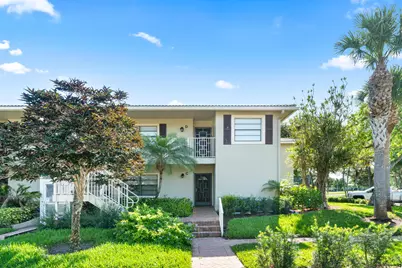 6 Stratford Drive E #D, Boynton Beach, FL 33436 - Photo 4