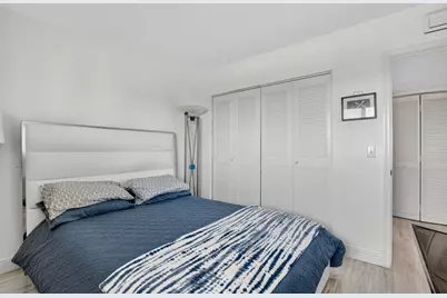 23277 Barwood Lane N #403, Boca Raton, FL 33428 - Photo 6