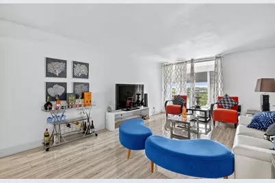 23277 Barwood Lane N #403, Boca Raton, FL 33428 - Photo 12