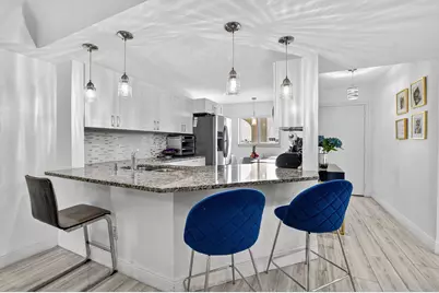 23277 Barwood Lane N #403, Boca Raton, FL 33428 - Photo 1