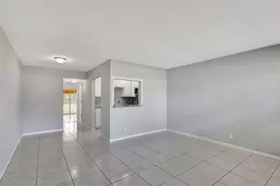 27 Camden B, West Palm Beach, FL 33417 - Photo 8