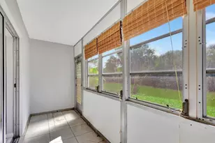 27 Camden B, West Palm Beach, FL 33417 - Photo 16