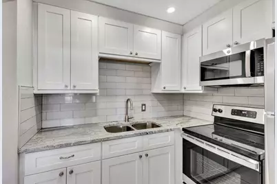 27 Camden B, West Palm Beach, FL 33417 - Photo 1