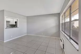 27 Camden B, West Palm Beach, FL 33417 - Photo 8