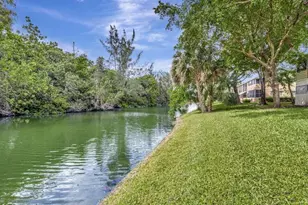 27 Camden B, West Palm Beach, FL 33417 - Photo 32
