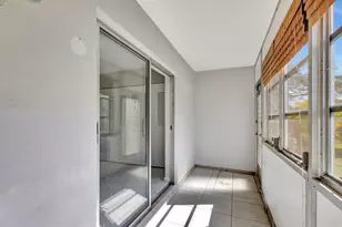 27 Camden B, West Palm Beach, FL 33417 - Photo 16