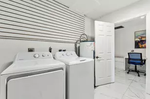 1243 Garfield St, Hollywood, FL 33019 - Photo 18
