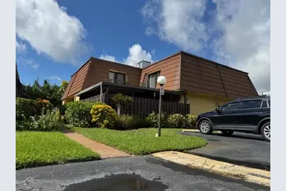 4221 Turnberry Circle #10, Lake Worth, FL 33467 - Photo 2