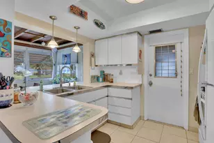 4914 NW 52nd St, Tamarac, FL 33319 - Photo 8