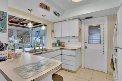 4914 NW 52 Street, Tamarac, FL 33319 - Photo 8