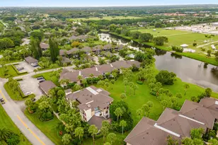 13388 Polo Rd W, Wellington, FL 33414 - Photo 18