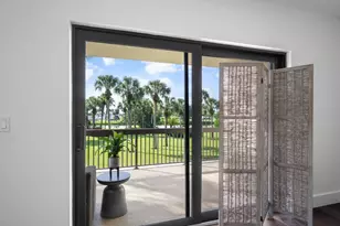 13388 Polo Rd W, Wellington, FL 33414 - Photo 10
