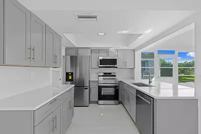 4300 NW 45th Terrace, Fort Lauderdale, FL 33319 - Photo 2