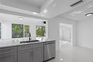 4300 NW 45th Terrace, Fort Lauderdale, FL 33319 - Photo 6