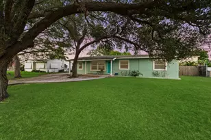 1424 Willow Rd, West Palm Beach, FL 33406 - Photo 1