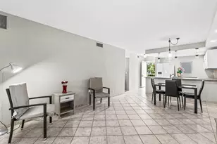 2191 NE 1st Ct, Boynton Beach, FL 33435 - Photo 2
