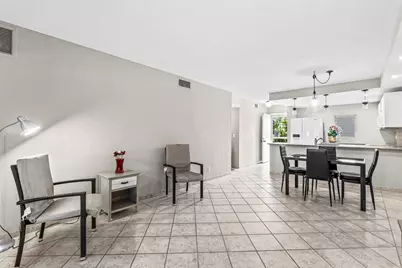 2191 NE 1st Court #Apt 106, Boynton Beach, FL 33435 - Photo 2