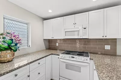 2191 NE 1st Court #Apt 106, Boynton Beach, FL 33435 - Photo 4