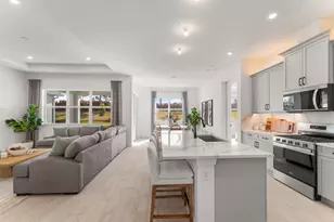 10477 SW Jadewood Ct, Port Saint Lucie, FL 34987 - Photo 2