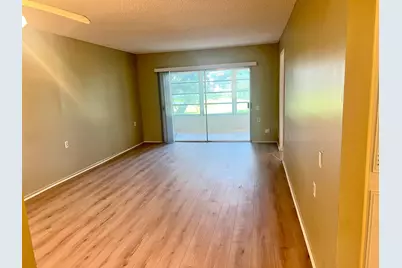 4501 Martinique Way #F2, Pompano Beach, FL 33066 - Photo 6