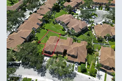 15822 SW 10th Street, Pembroke Pines, FL 33027 - Photo 2