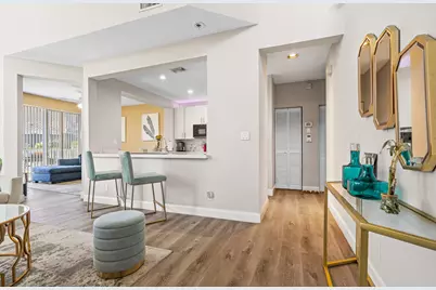 15822 SW 10 Street, Pembroke Pines, FL 33027 - Photo 8