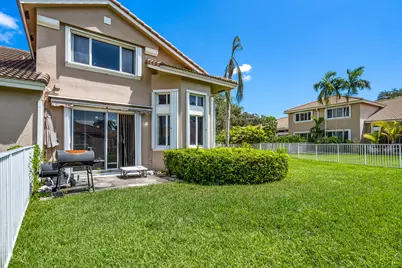 15822 SW 10th Street, Pembroke Pines, FL 33027 - Photo 32