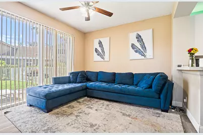 15822 SW 10th Street, Pembroke Pines, FL 33027 - Photo 14