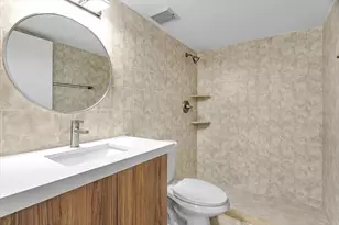 700 Waterside Dr, Hypoluxo, FL 33462 - Photo 14