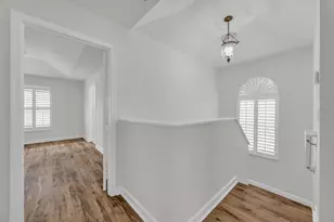 8058 Murano Cir, Palm Beach Gardens, FL 33418 - Photo 18