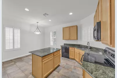 8058 Murano Circle, Palm Beach Gardens, FL 33418 - Photo 10